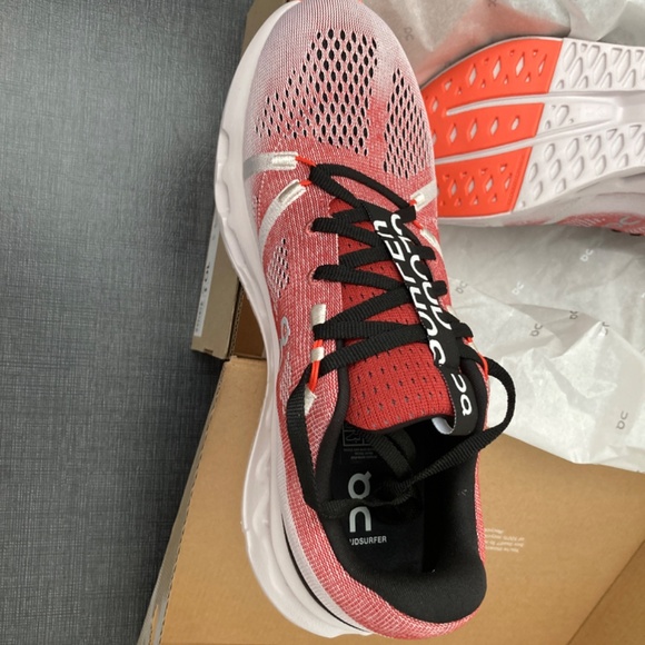 ON Cloudsurfer NEW IN BOX Women's 10 - Picture 5 of 5